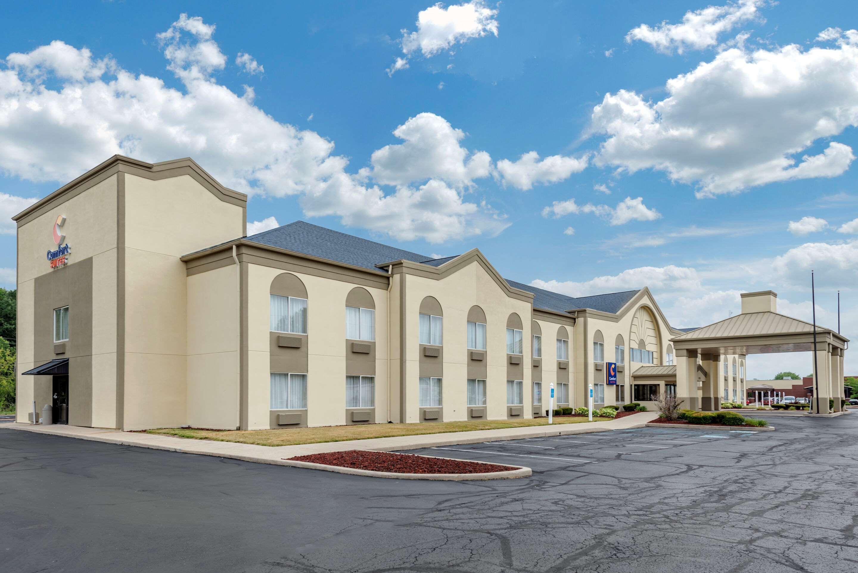 Comfort Suites Marion Exterior photo