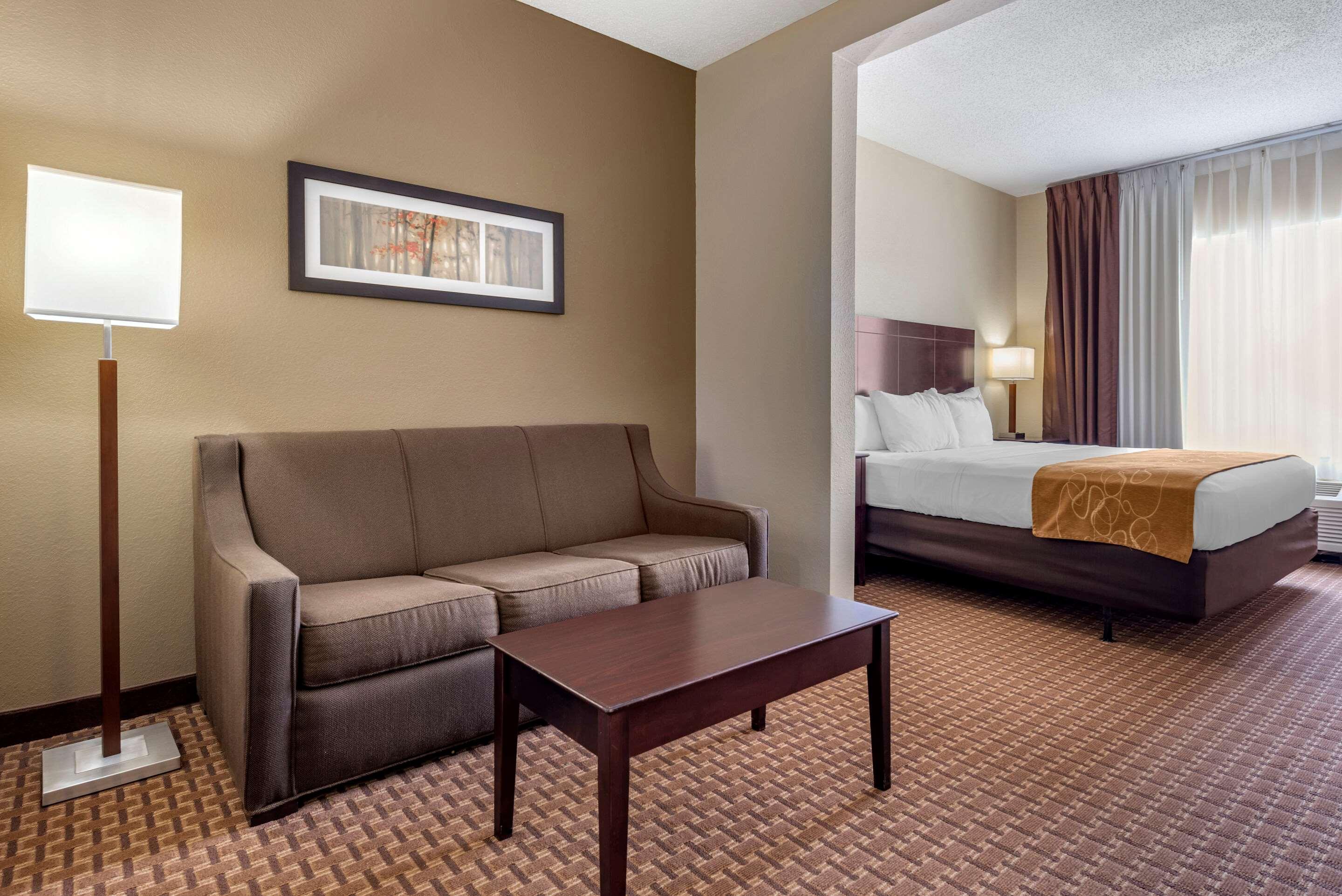 Comfort Suites Marion Exterior photo