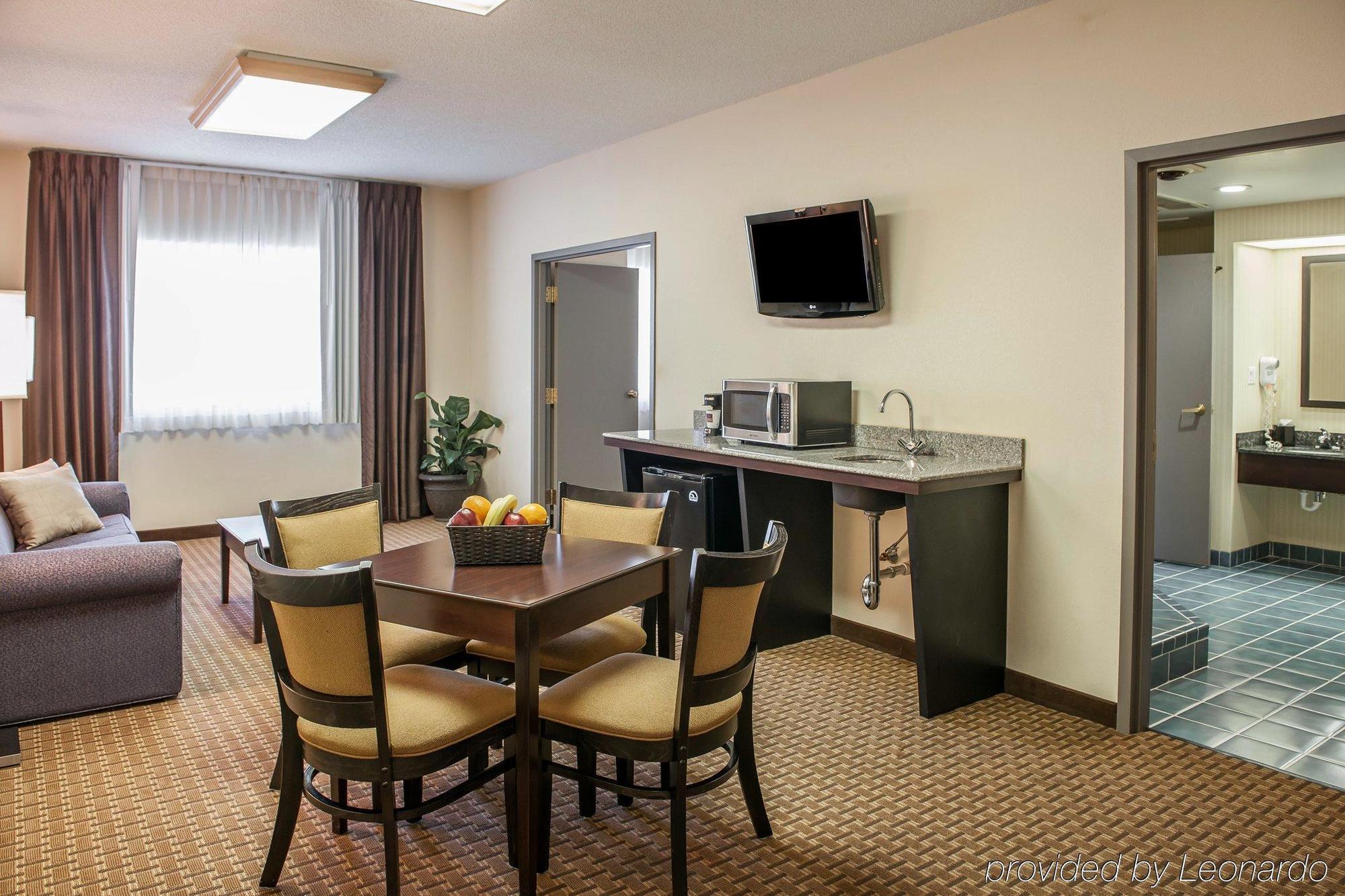 Comfort Suites Marion Exterior photo