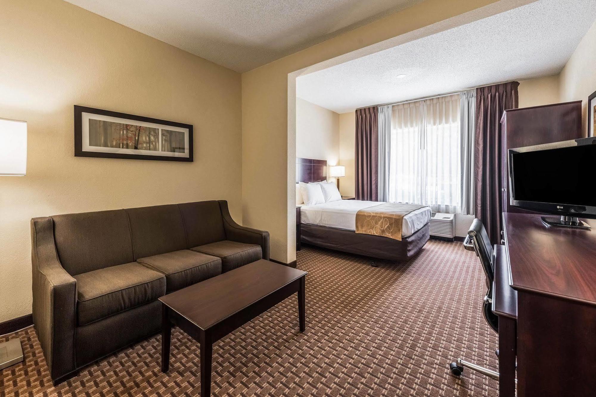 Comfort Suites Marion Exterior photo